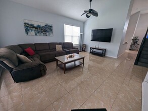 9914 Kona Isle Ct in Orlando, FL - Building Photo - Building Photo