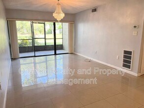3288 S Semoran Blvd in Orlando, FL - Building Photo - Building Photo