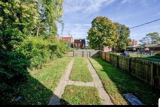 2201 Alberta St in St. Louis, MO - Building Photo - Building Photo