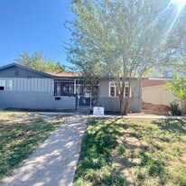 909 W 21st St in Odessa, TX - Building Photo