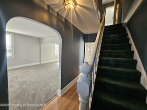 1021 John Ave in Scranton, PA - Building Photo - Building Photo
