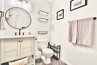 6 S Laflin St, Unit 403 in Chicago, IL - Building Photo - Building Photo