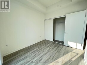 55-2255 Cooper St in Toronto, ON - Building Photo - Building Photo