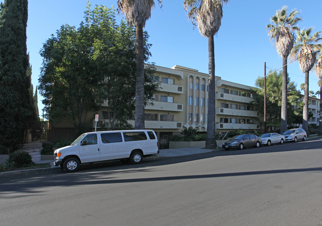 Rodney Apartments in Los Angeles, CA - Building Photo