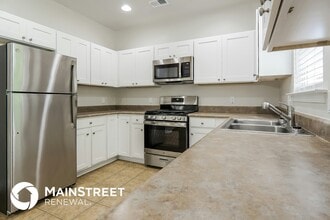 6356 Letson Farm Trail in Bessemer, AL - Foto de edificio - Building Photo