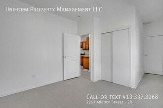 296 Hancock St in Springfield, MA - Foto de edificio - Building Photo