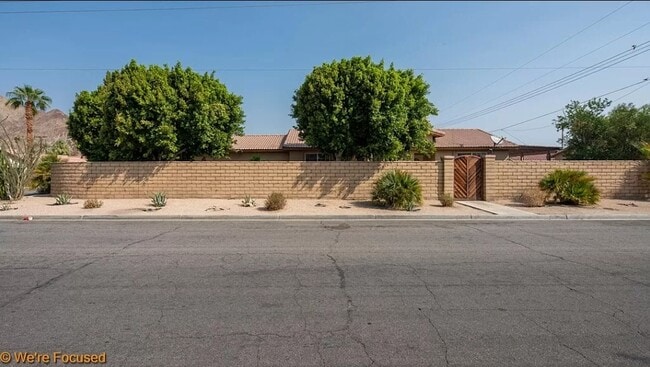 51740 Avenida Carranza in La Quinta, CA - Building Photo - Building Photo