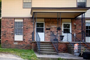 2100 Virginia Dr in North Little Rock, AR - Building Photo