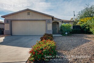 5392 E 32nd St in Tucson, AZ - Building Photo