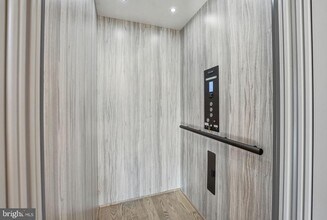 1618 N Danville St in Arlington, VA - Building Photo - Building Photo