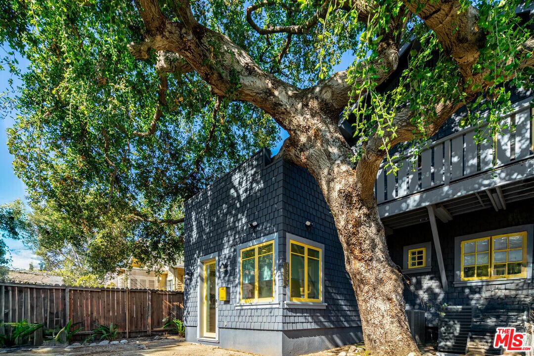1725 Hope St-Unit -1/2 in South Pasadena, CA - Building Photo
