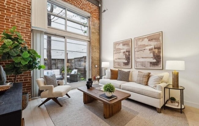 property at 400 Spear St
