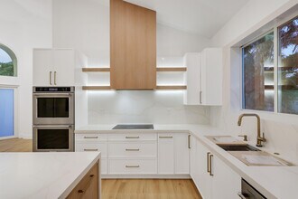 5537 NW 21st Way in Boca Raton, FL - Building Photo - Building Photo