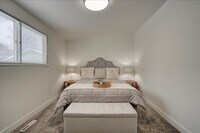 455 E Mountain View Dr photo'