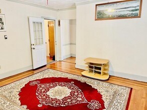 188 Main St, Unit 2 in Malden, MA - Building Photo - Building Photo