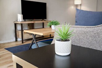 225 Portland Ave, Unit ID1250940P in Minneapolis, MN - Foto de edificio - Building Photo