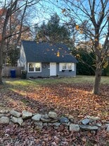 75 Ridgewood Rd in Willimantic, CT - Building Photo