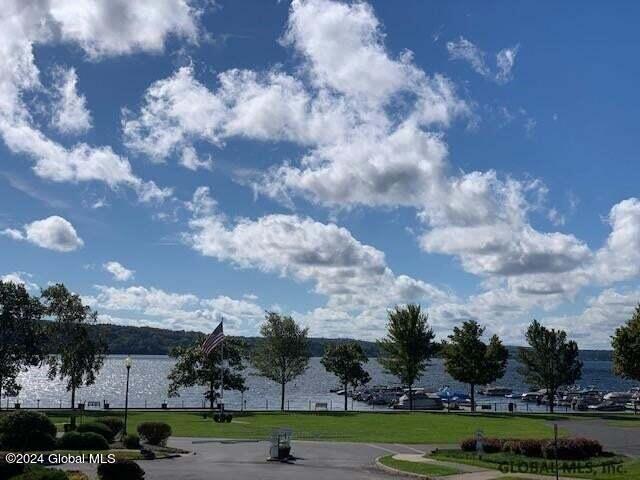 158 Kaydeross Park Rd in Saratoga Springs, NY - Building Photo - Building Photo