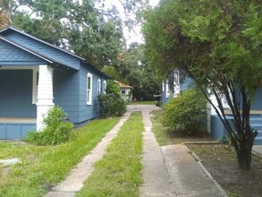 1525 Larue Ave in Jacksonville, FL - Building Photo - Building Photo