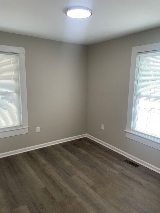 1542 24th St NE in Winston-Salem, NC - Building Photo - Building Photo