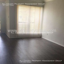 404 Lochridge Dr in Azle, TX - Foto de edificio - Building Photo