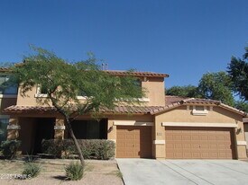 9007 S 53rd Dr in Phoenix, AZ - Building Photo