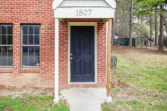 1807 Fox Hollow Dr in Raleigh, NC - Building Photo - Building Photo