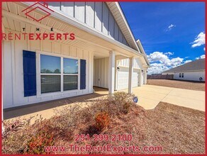 27137 Augustine Drive in Daphne, AL - Building Photo - Building Photo