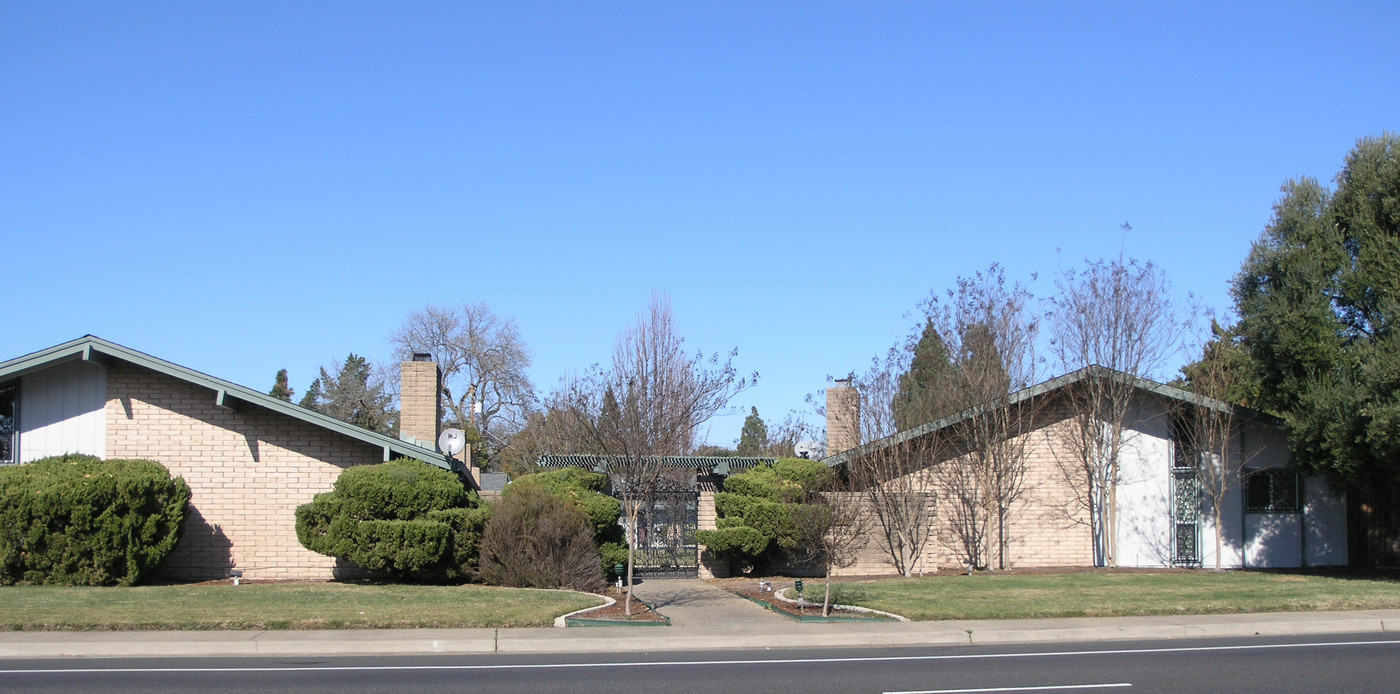 Espana West in Sacramento, CA - Foto de edificio