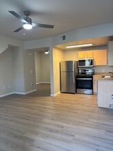 de Tolosa Ranch Apartments in San Luis Obispo, CA - Building Photo - Building Photo
