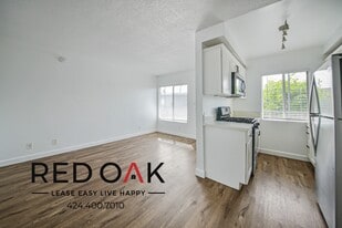 12520 Lakewood Blvd in Downey, CA - Building Photo