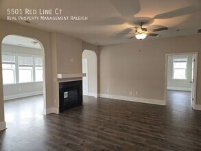 5501 Red Line Ct in Raleigh, NC - Building Photo - Building Photo