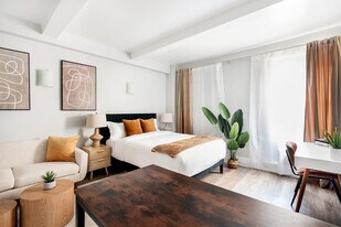 240 W 73rd St in New York, NY - Building Photo