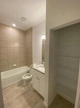 3503 SW 8th Pl in Cape Coral, FL - Building Photo - Building Photo