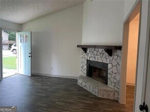 1131 Rappahannock Dr in Alpharetta, GA - Foto de edificio - Building Photo