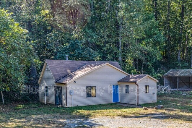 property at 1100 Wolf Trap Rd