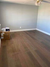 4 Hooker Ave in Middlesex, NJ - Building Photo - Building Photo