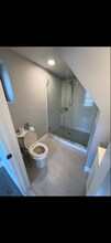 2707 Kirkbride St, Unit 2707 B in Philadelphia, PA - Foto de edificio - Building Photo