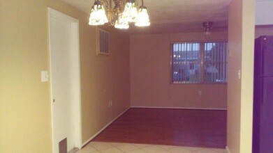 1423 Classic Dr in Holiday, FL - Building Photo - Building Photo