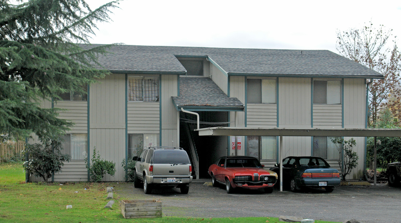 15903 52nd St E in Sumner, WA - Building Photo