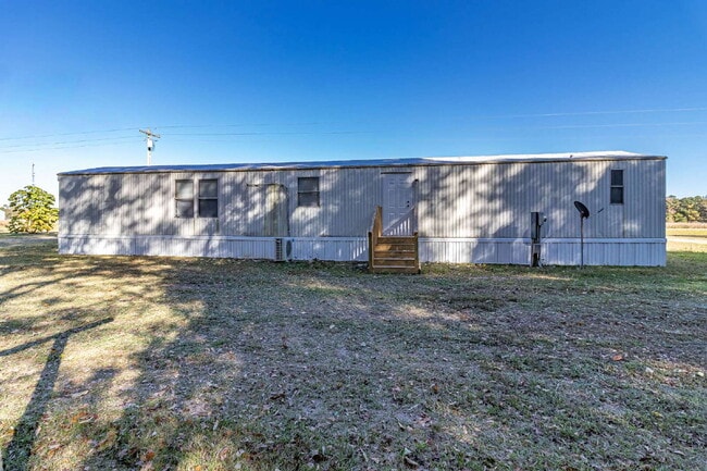394 Community Dr in Goldsboro, NC - Building Photo - Building Photo