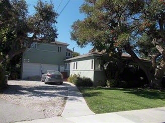 10714 Valley Spring Ln in North Hollywood, CA - Building Photo - Building Photo