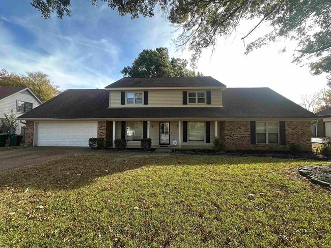 2714 Gerald Ford Dr W