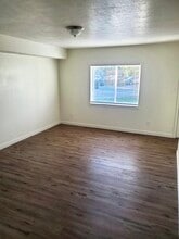 647 N 400 W in Kaysville, UT - Building Photo - Building Photo