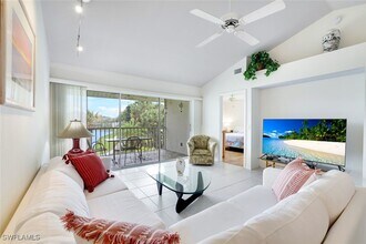 249 Gabriel Cir in Naples, FL - Building Photo - Building Photo