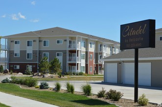 Citadel by Belcastle in Bismarck, ND - Foto de edificio - Building Photo