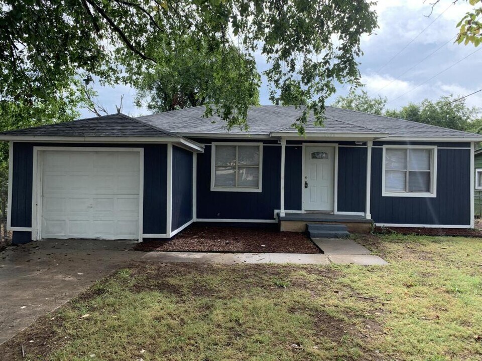 6100 Jacks Ave in Oklahoma City, OK - Building Photo