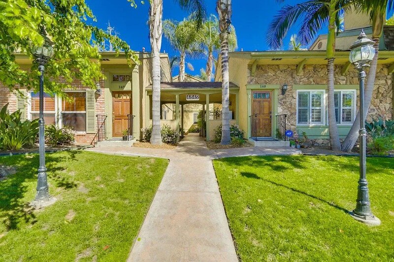 4849 Williamsburg Ln in La Mesa, CA - Building Photo