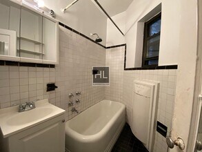 FIRST AVENUE in New York, NY - Building Photo - Building Photo