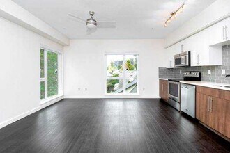 Wildwood Apartments in Portland, OR - Building Photo - Building Photo
